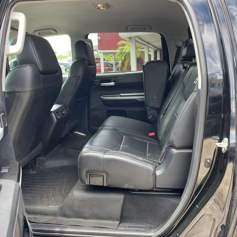 Photo 12 of this TOYOTA TUNDRA