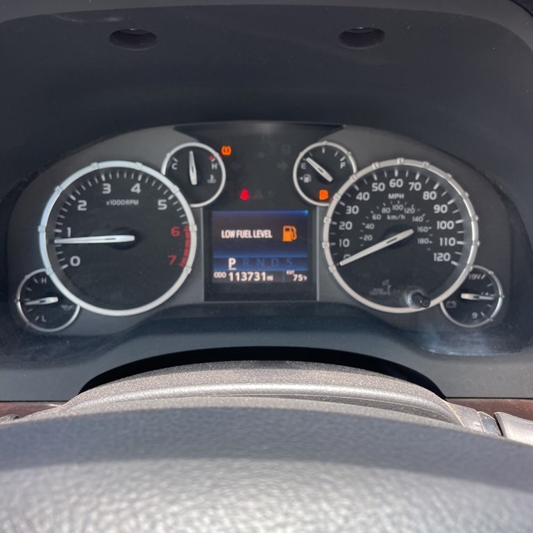 Photo 8 of this TOYOTA TUNDRA