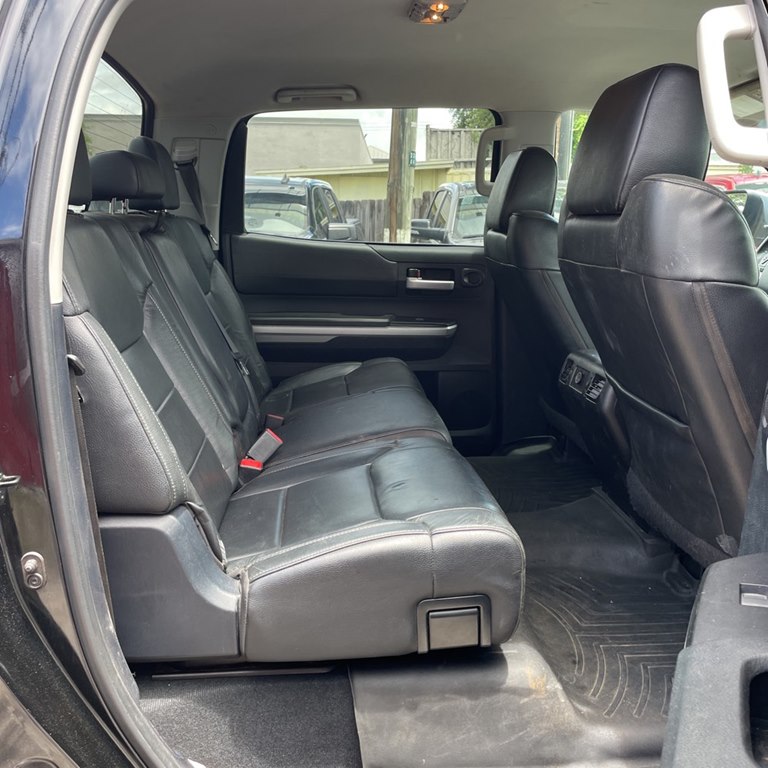 Photo 11 of this TOYOTA TUNDRA