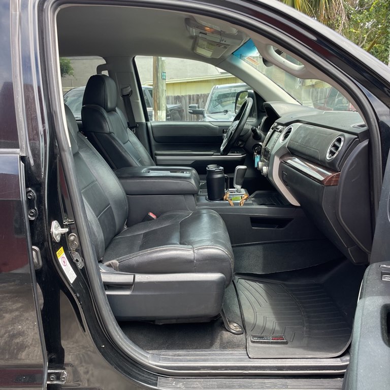 Photo 13 of this TOYOTA TUNDRA