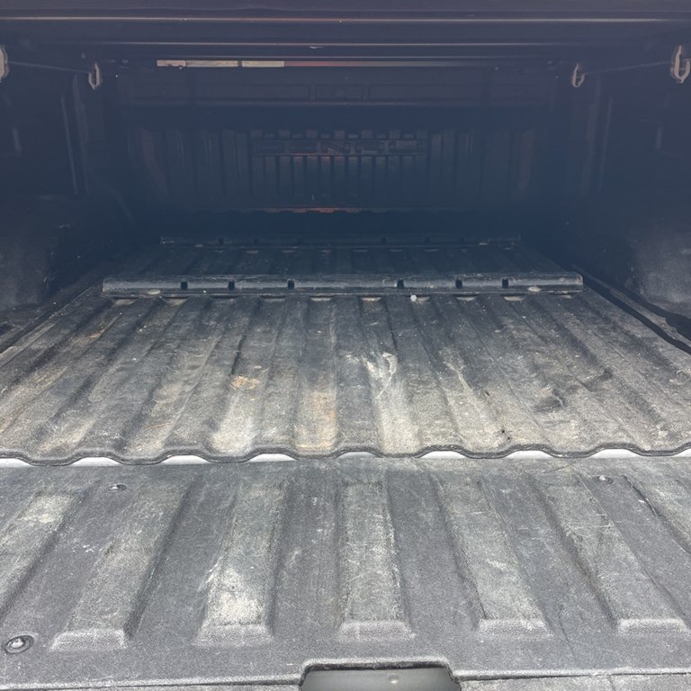 Photo 7 of this GMC SIERRA