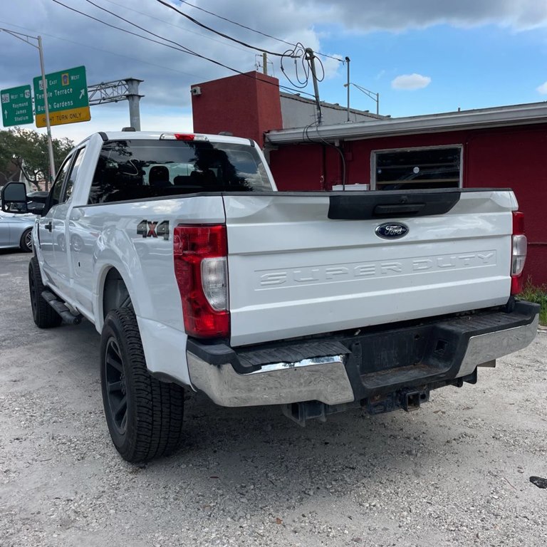 Photo 5 of this FORD F250