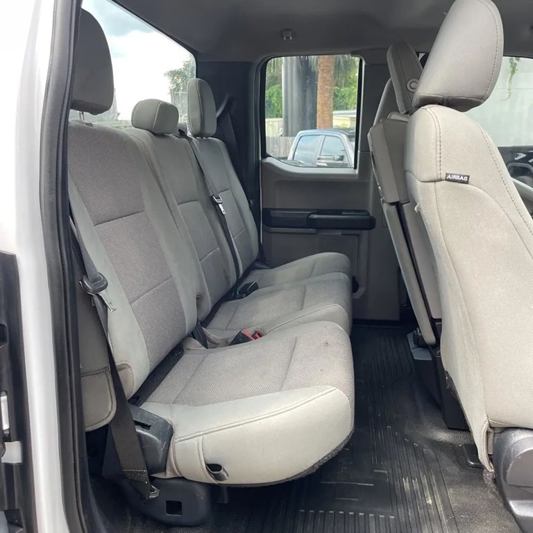 Photo 9 of this FORD F250