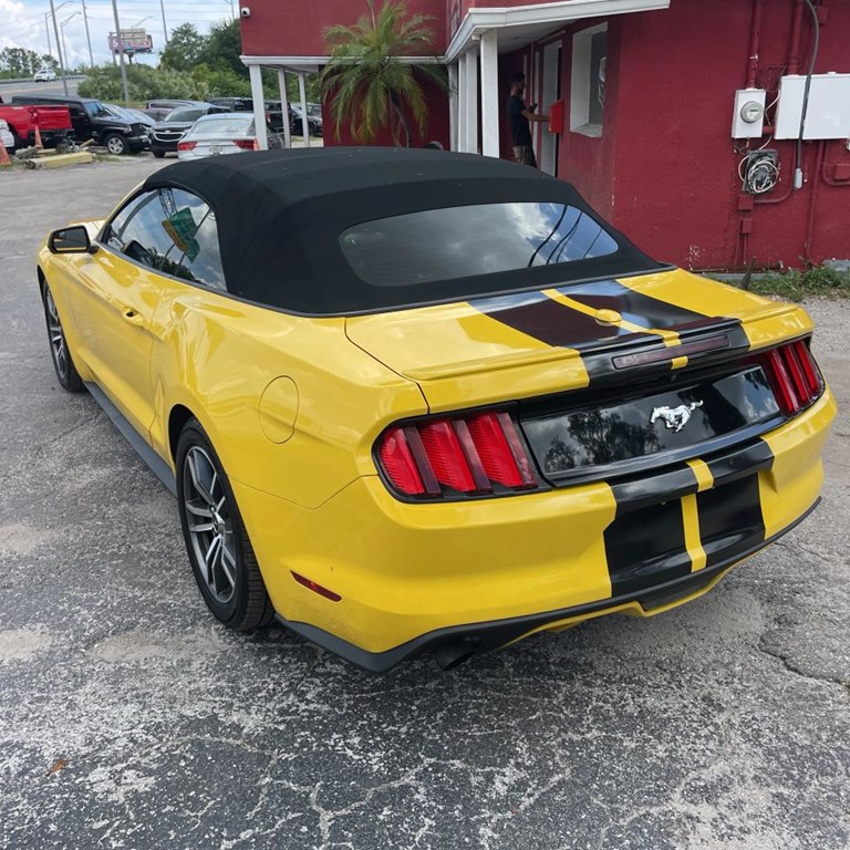 Photo 7 of this FORD MUSTANG