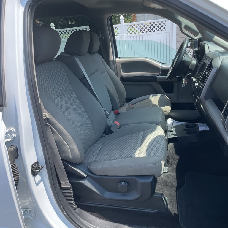 Photo 14 of this FORD F150