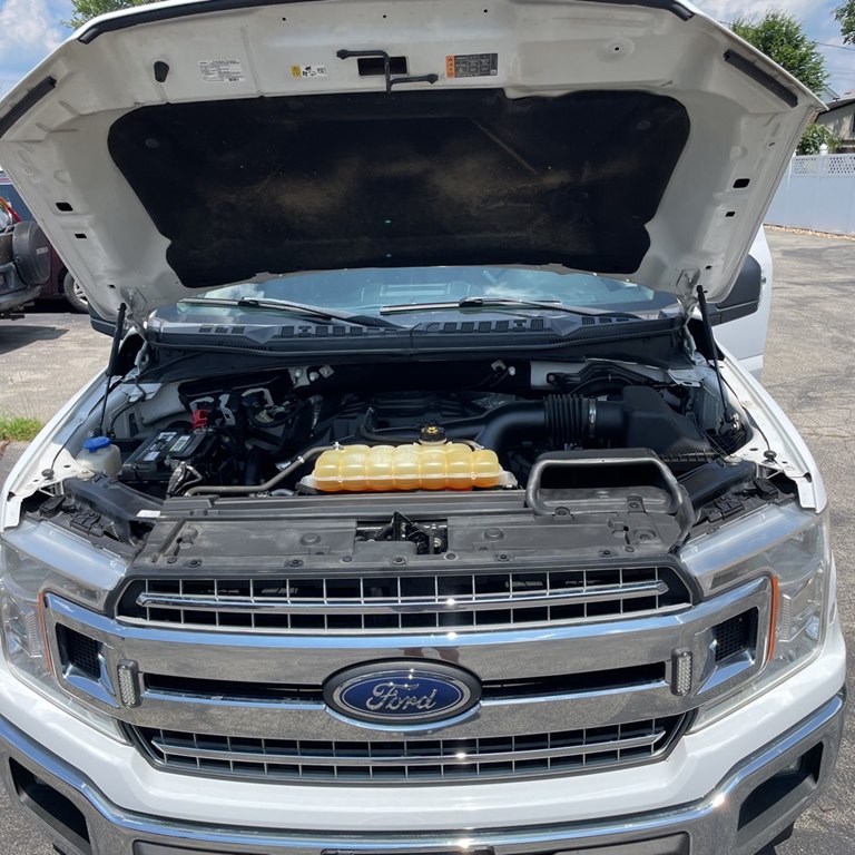 Photo 8 of this FORD F150