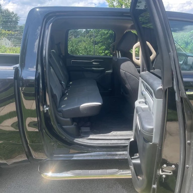 Photo 14 of this RAM 1500