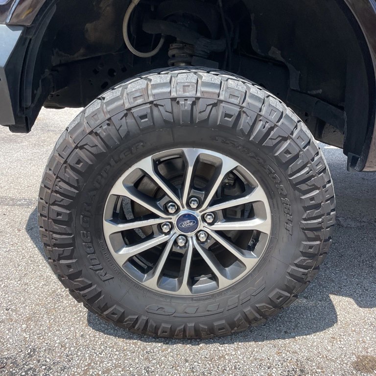 Photo 17 of this FORD F150