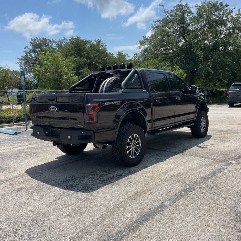 Photo 2 of this FORD F150