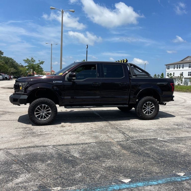 Photo 5 of this FORD F150