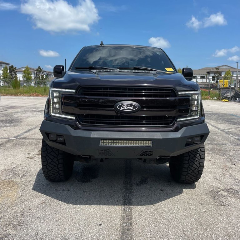 Photo 4 of this FORD F150