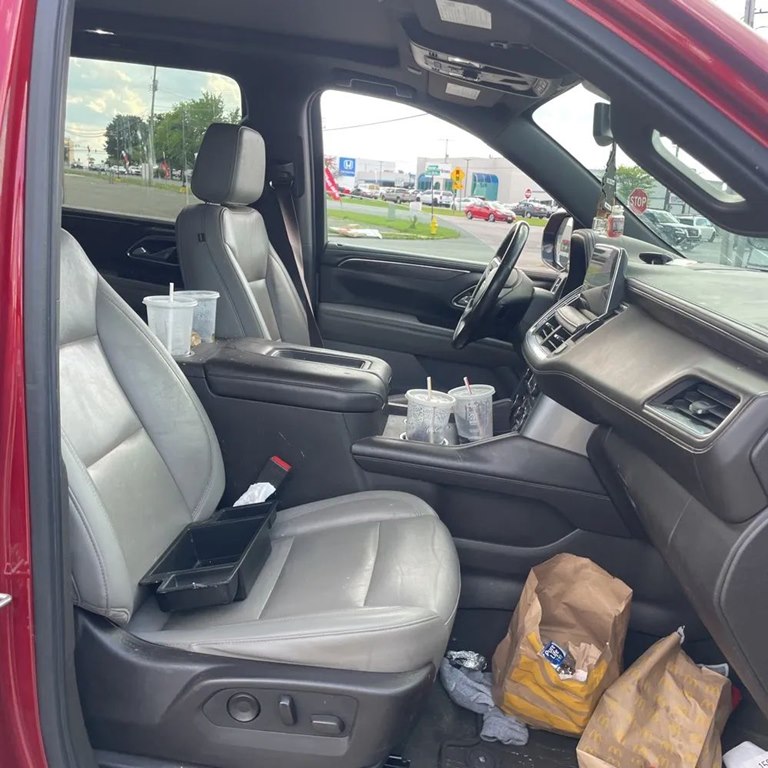 Photo 8 of this CHEVROLET SUBURBAN