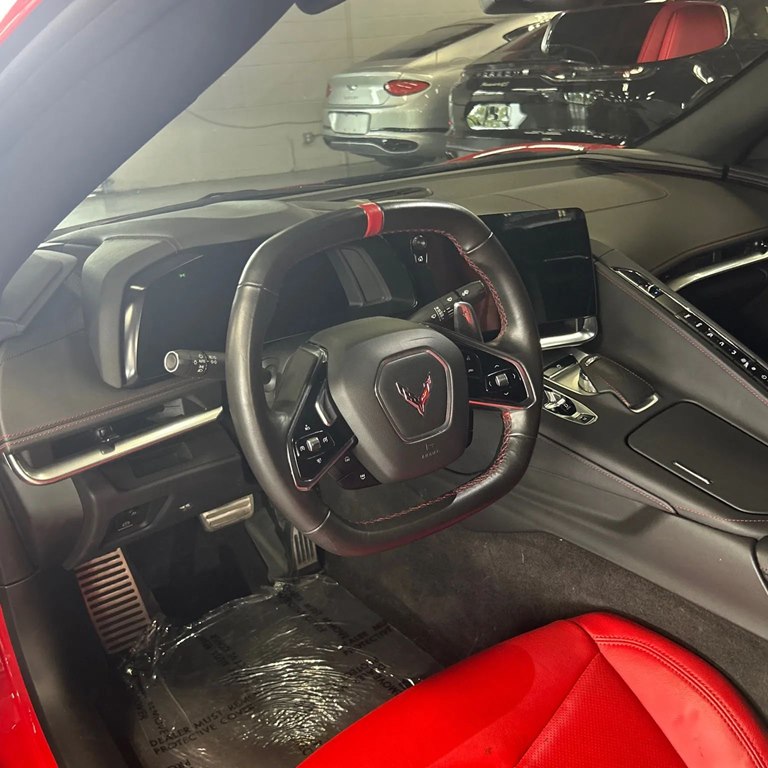 Photo 10 of this CHEVROLET CORVETTE