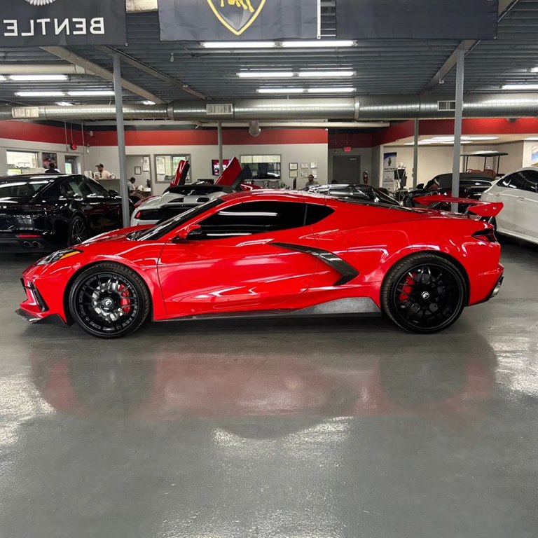 Photo 9 of this CHEVROLET CORVETTE