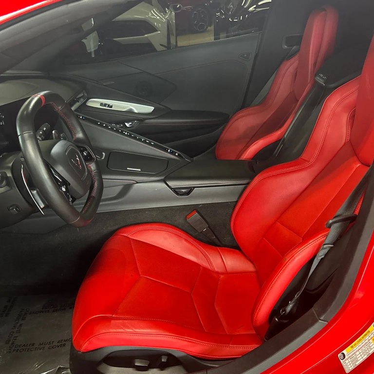 Photo 11 of this CHEVROLET CORVETTE