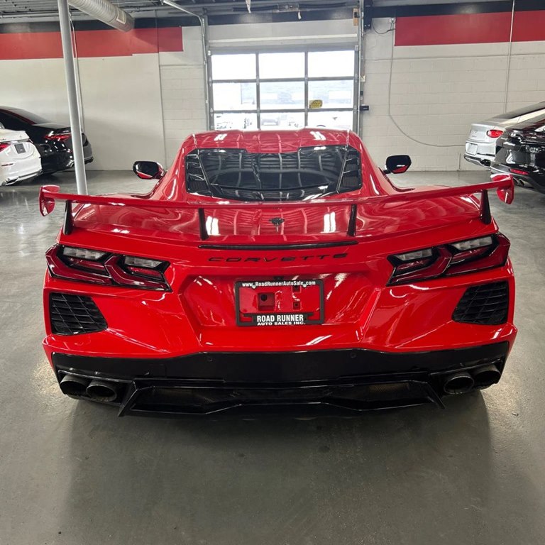 Photo 4 of this CHEVROLET CORVETTE