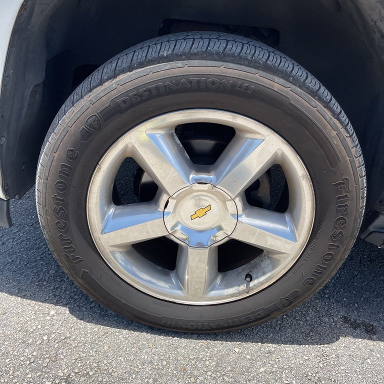 Photo 18 of this CHEVROLET TAHOE