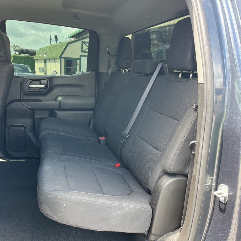 Photo 10 of this CHEVROLET SILVERADO 1500
