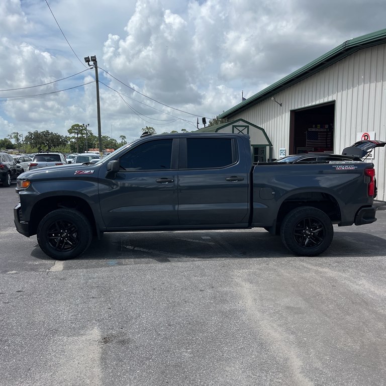 Photo 2 of this CHEVROLET SILVERADO 1500