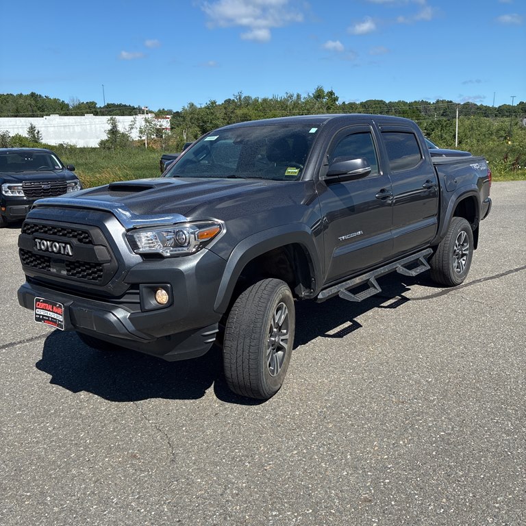 2018 TOYOTA TACOMA