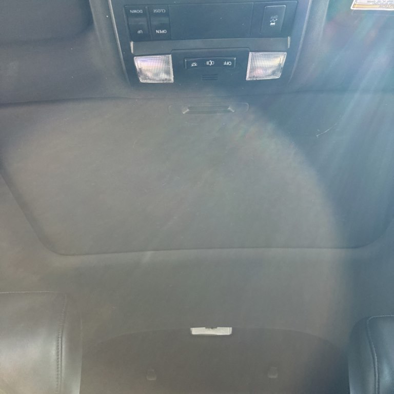 Photo 8 of this TOYOTA TACOMA