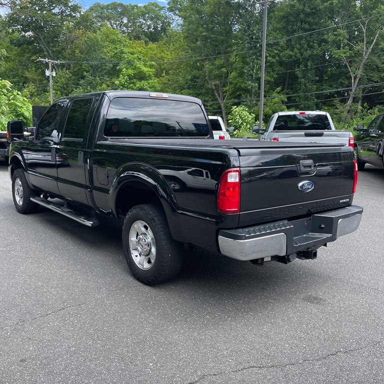 Photo 2 of this FORD F250