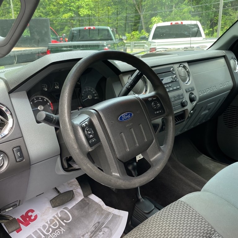 Photo 11 of this FORD F250