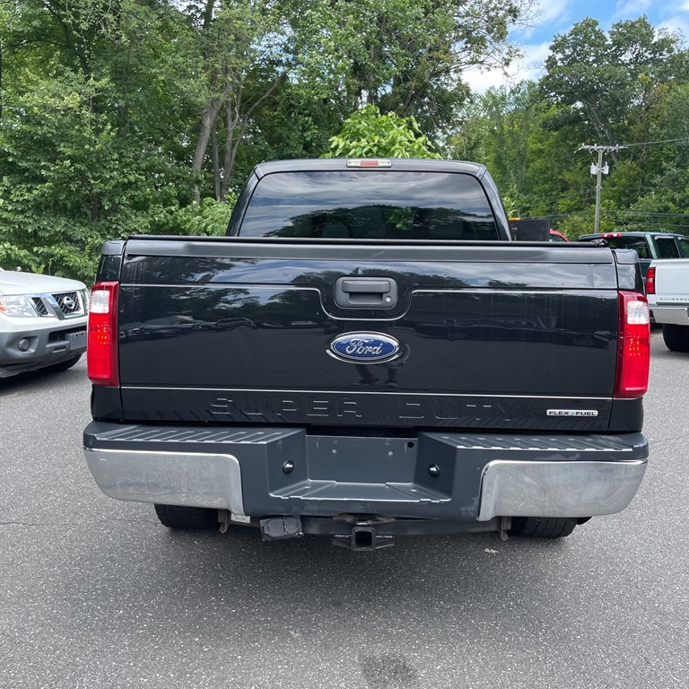 Photo 3 of this FORD F250