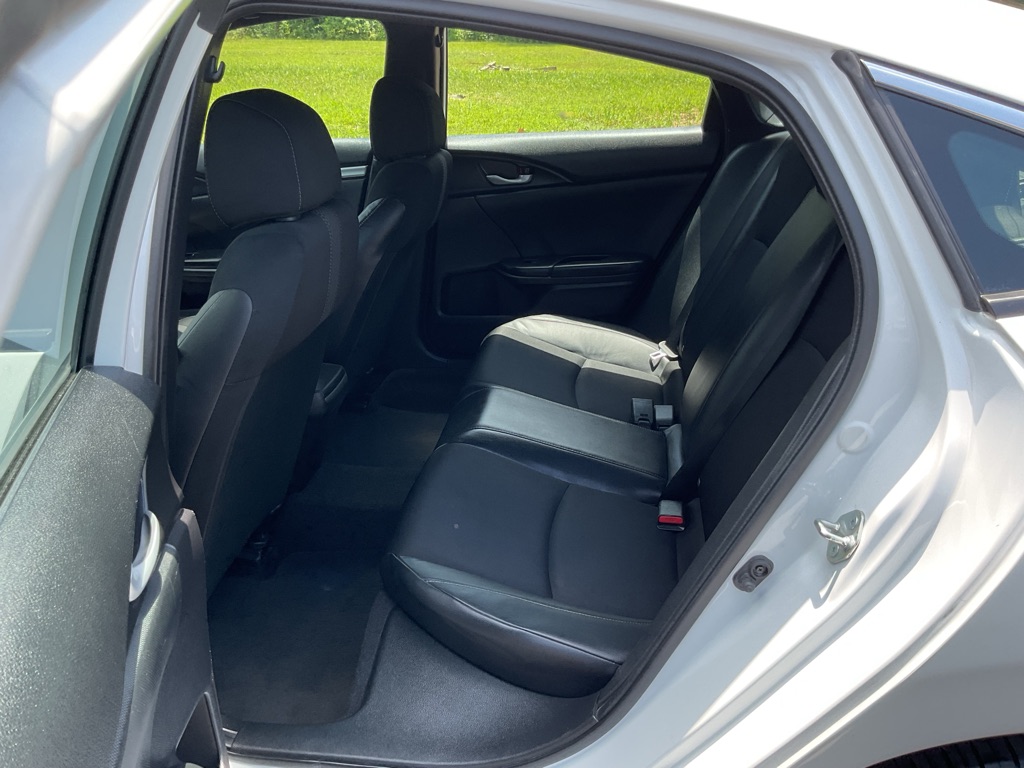 Photo 41 of this HONDA CIVIC