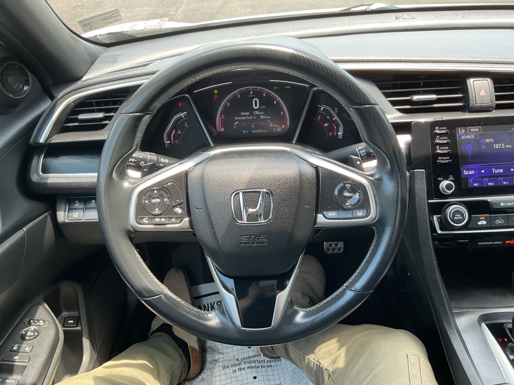Photo 27 of this HONDA CIVIC