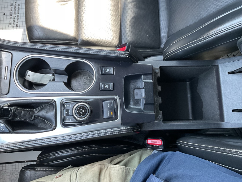 Photo 44 of this NISSAN MAXIMA