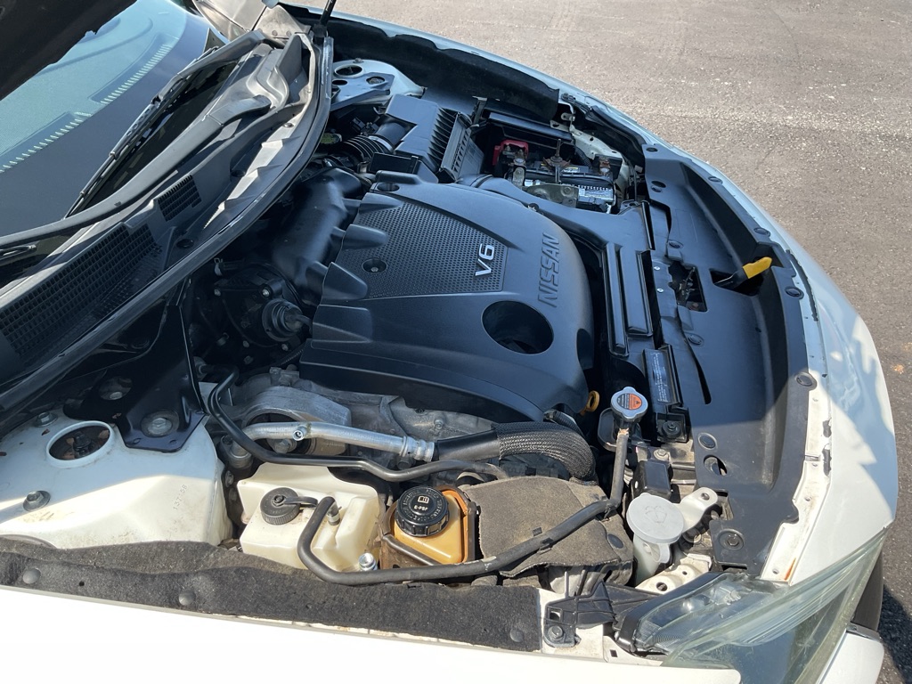 Photo 17 of this NISSAN MAXIMA