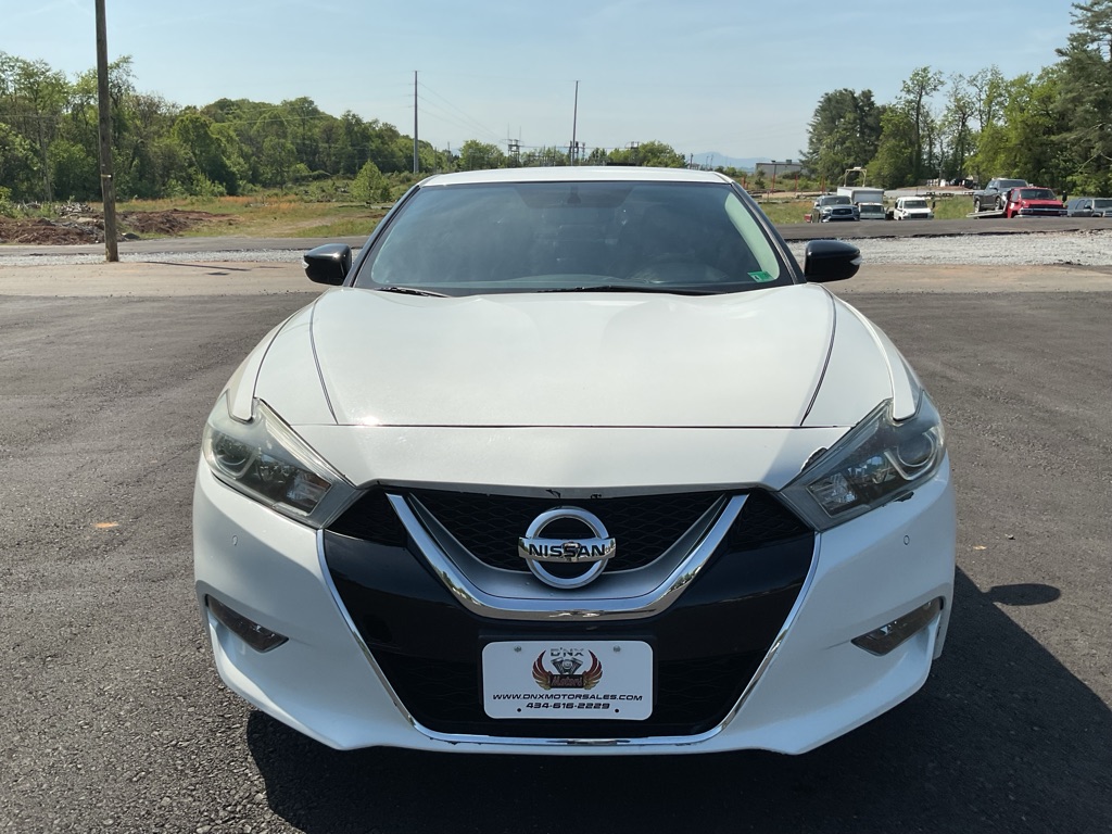 Photo 15 of this NISSAN MAXIMA