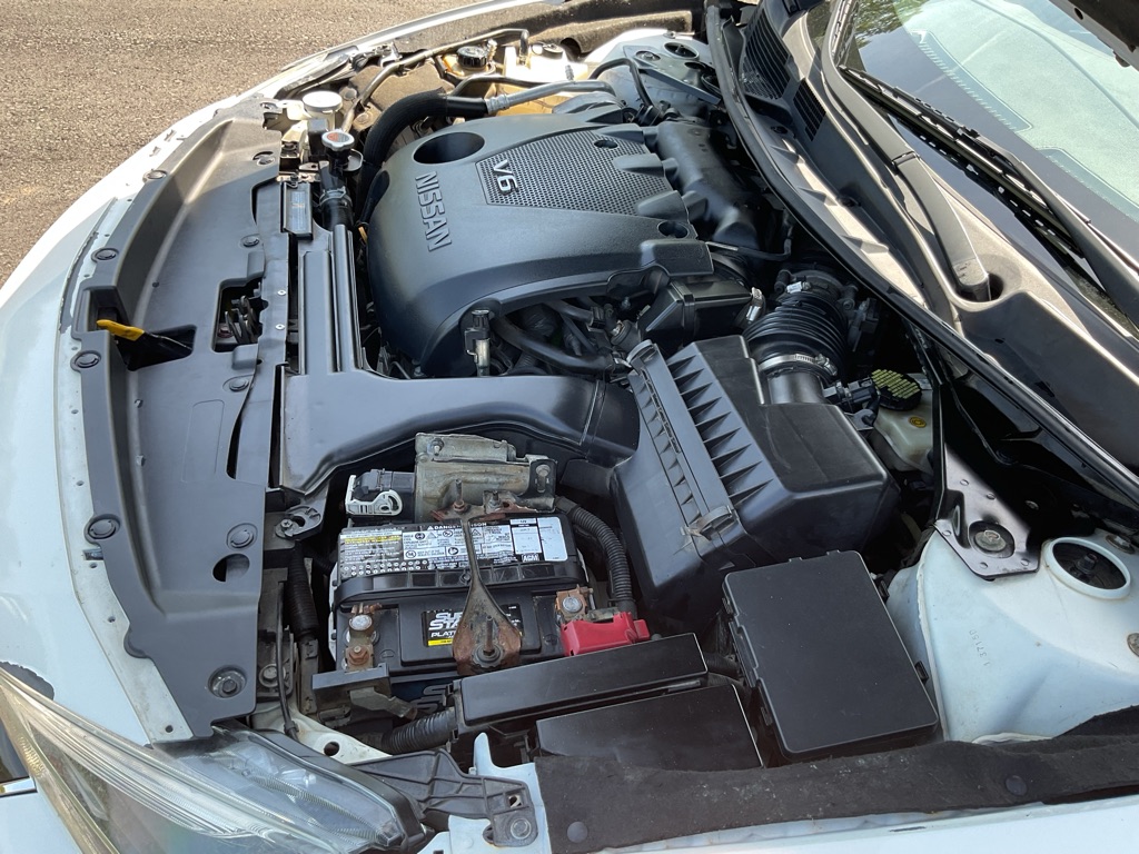Photo 18 of this NISSAN MAXIMA