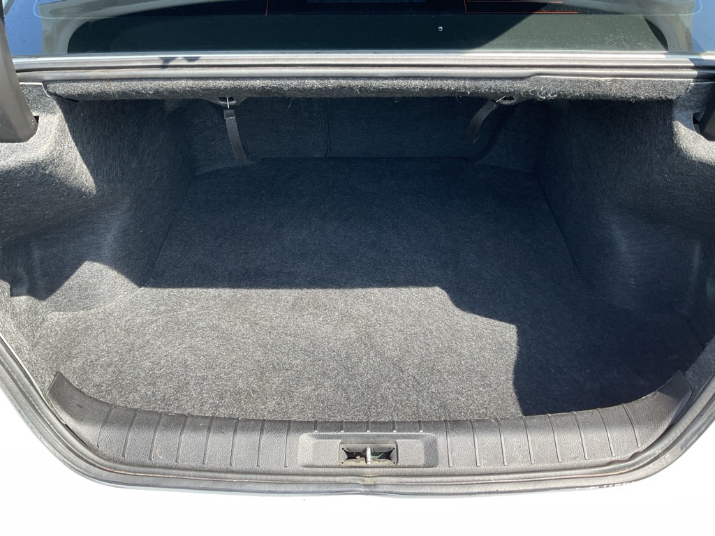 Photo 9 of this NISSAN MAXIMA