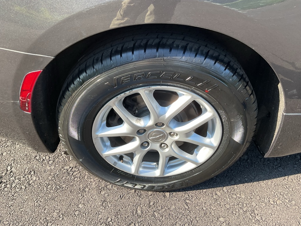 Photo 21 of this CHRYSLER VOYAGER