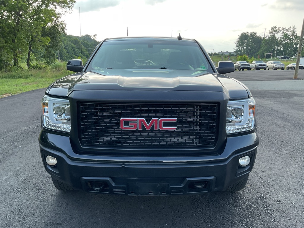 Photo 13 of this GMC SIERRA