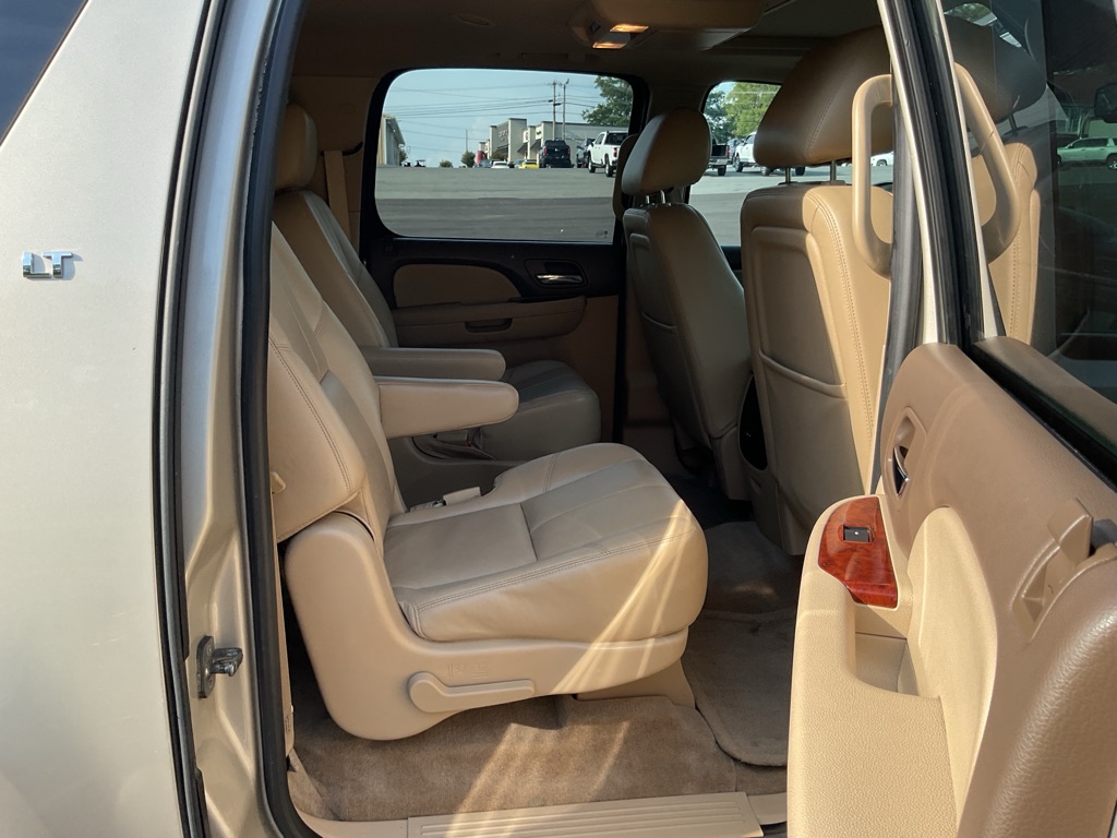 Photo 50 of this CHEVROLET SUBURBAN