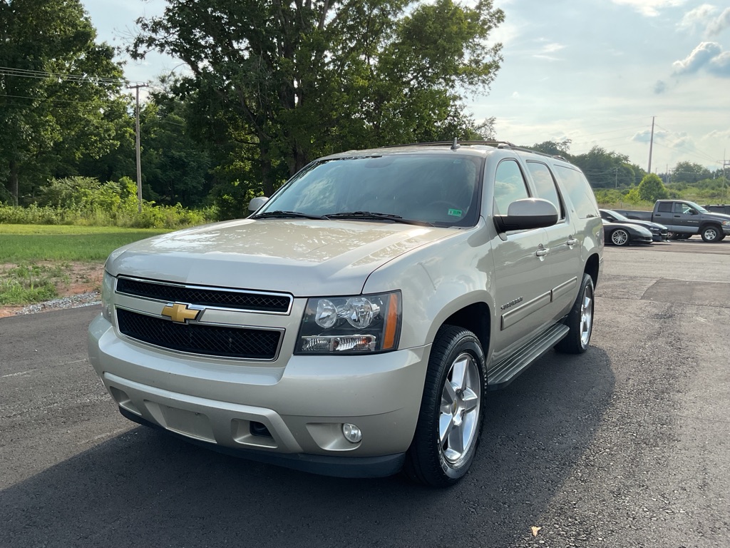 2013 CHEVROLET SUBURBAN