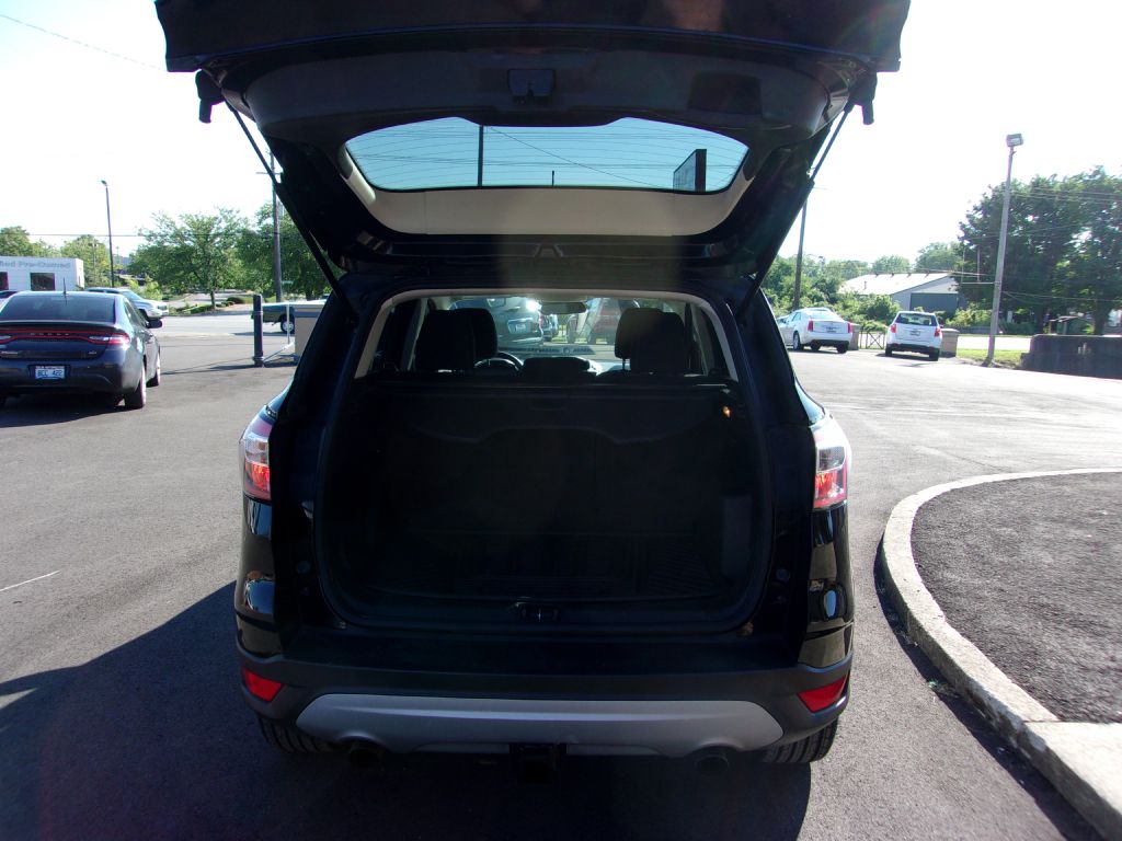 Photo 22 of this FORD ESCAPE