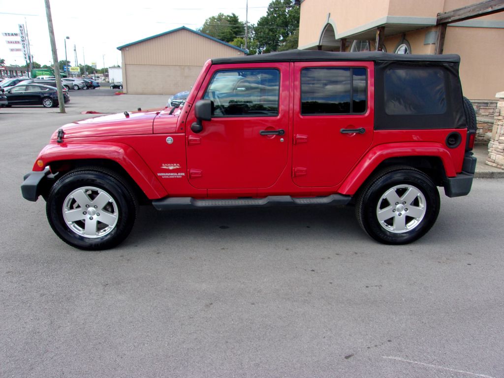 Photo 2 of this JEEP WRANGLER UNLIMI