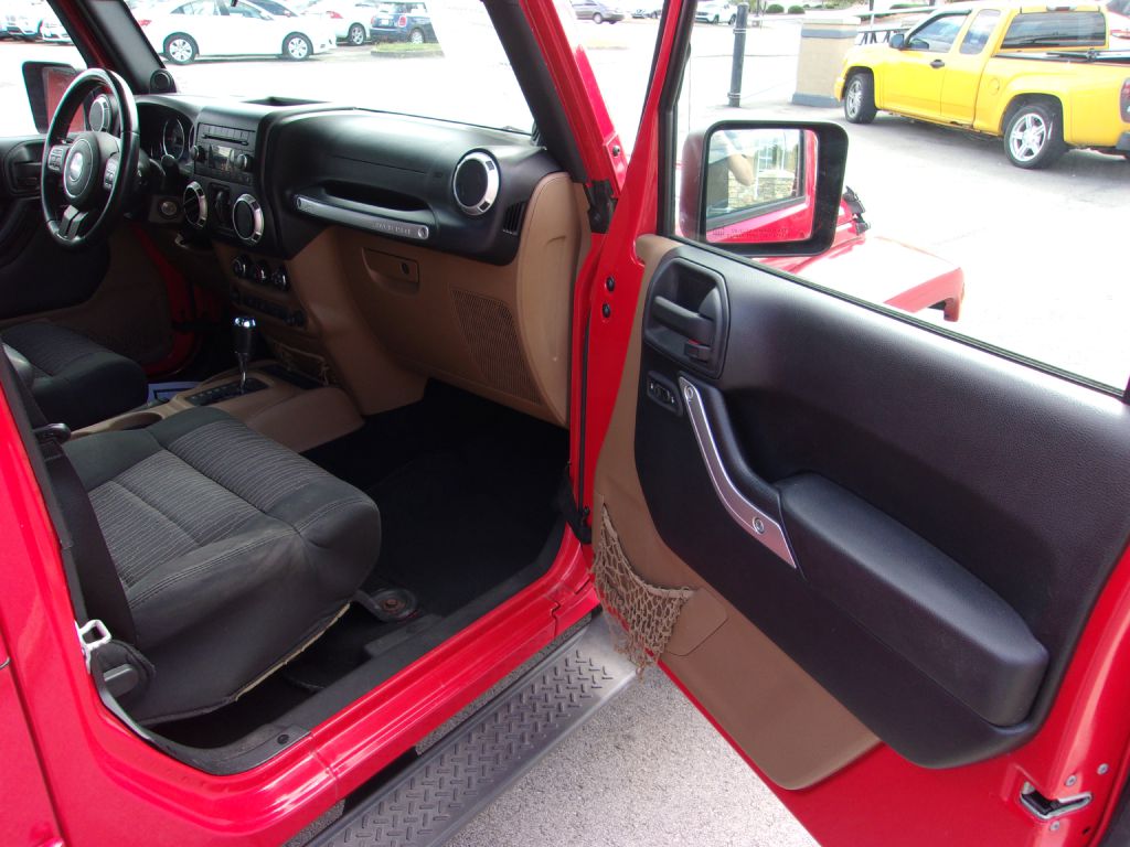 Photo 17 of this JEEP WRANGLER UNLIMI