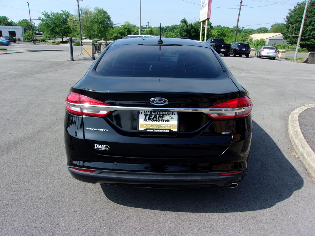Photo 4 of this FORD FUSION
