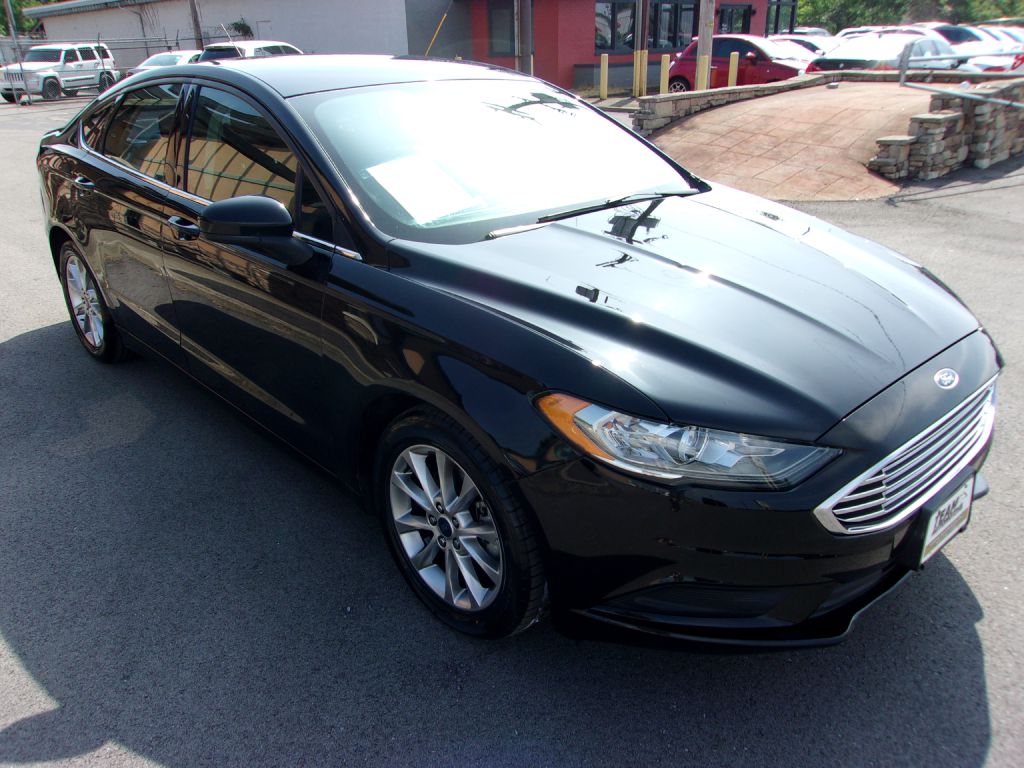 Photo 7 of this FORD FUSION