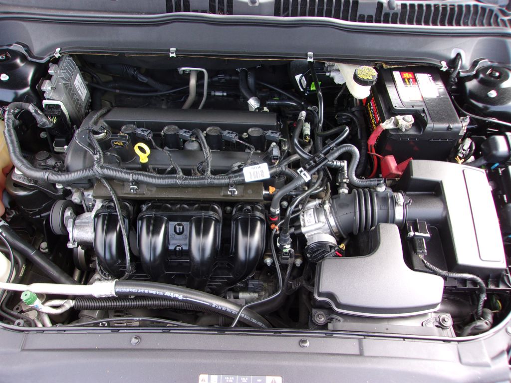 Photo 34 of this FORD FUSION