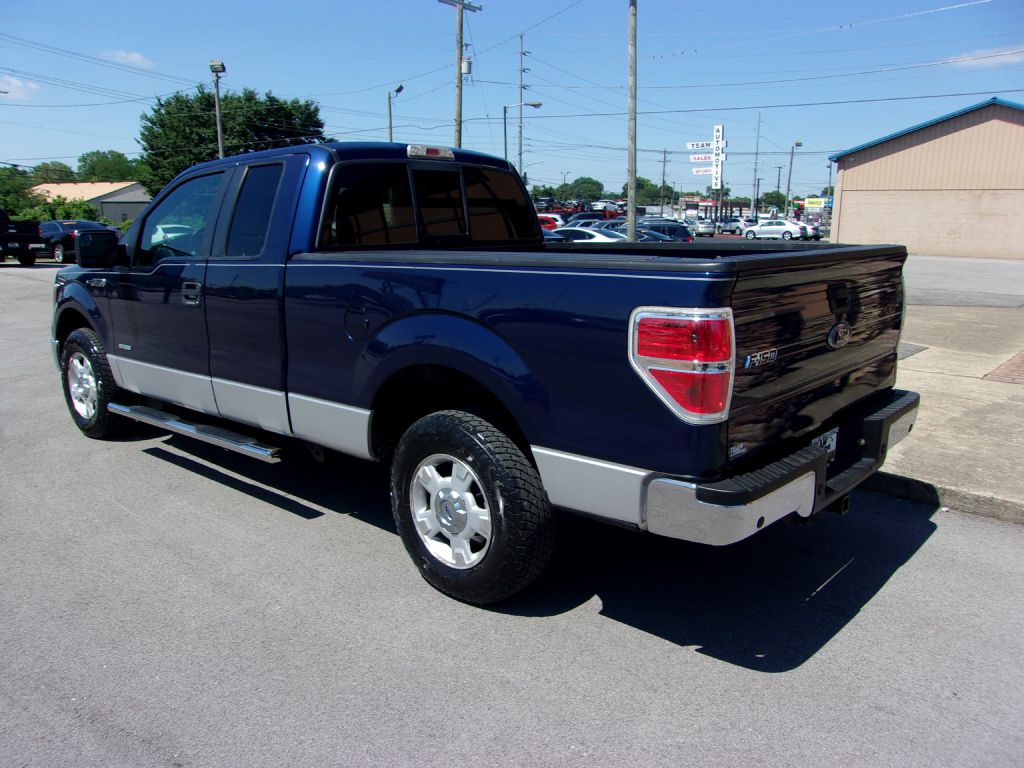 Photo 3 of this FORD F150