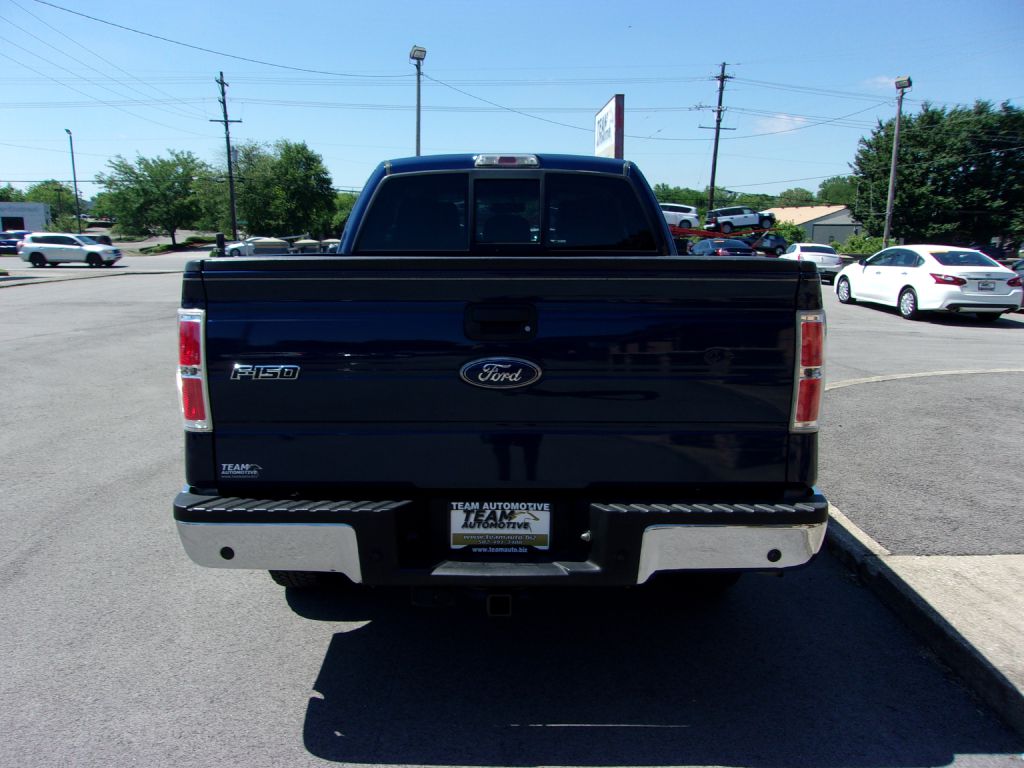Photo 4 of this FORD F150