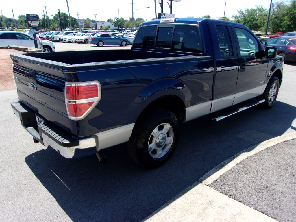 Photo 5 of this FORD F150