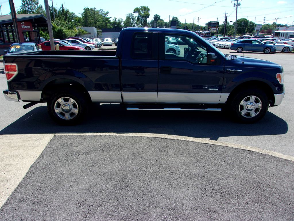 Photo 6 of this FORD F150