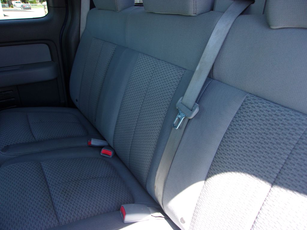 Photo 14 of this FORD F150